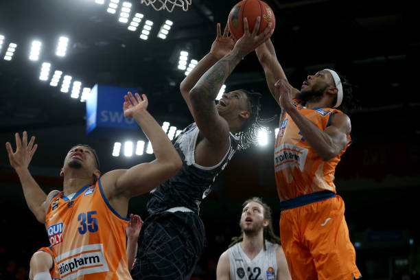 赛中迅速抓 赛中迅速抓