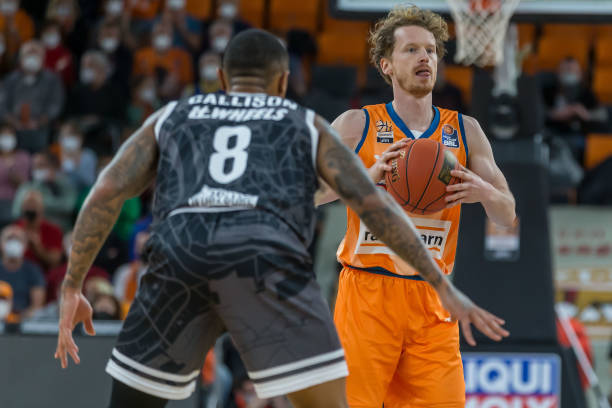 而皇马虽然 而皇马虽然