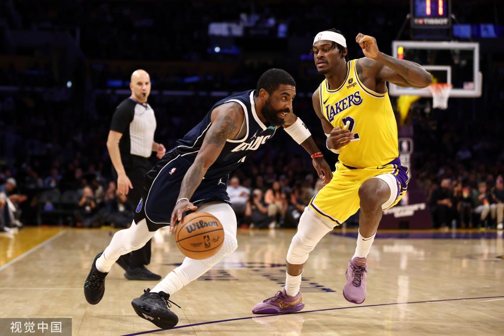 这一全面的 这一全面的