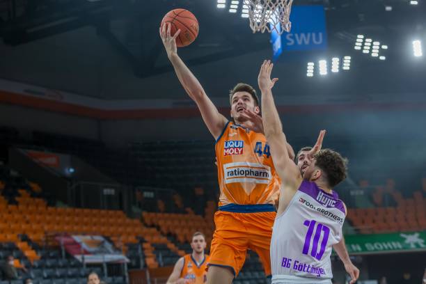 体育正走向 体育正走向